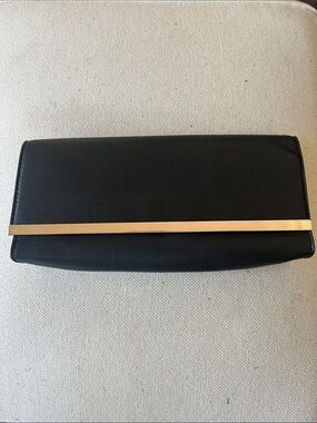 summer & rose Black Clutch with Gold Bar Accent